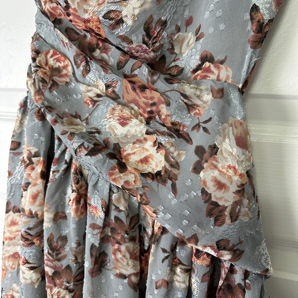 ASTR the Label Floral Blue Burnout Side Cut Out Midi Dress Size Large NEW - Picture 8 of 12
